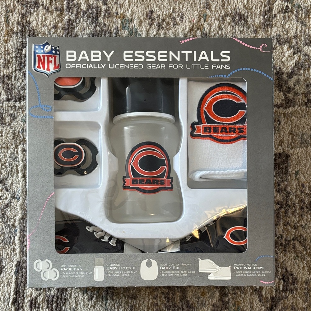 NFL Chicago Bears Infant Fan Gear Set - Baby Bottle, Bib, Shoes and Pacifier
